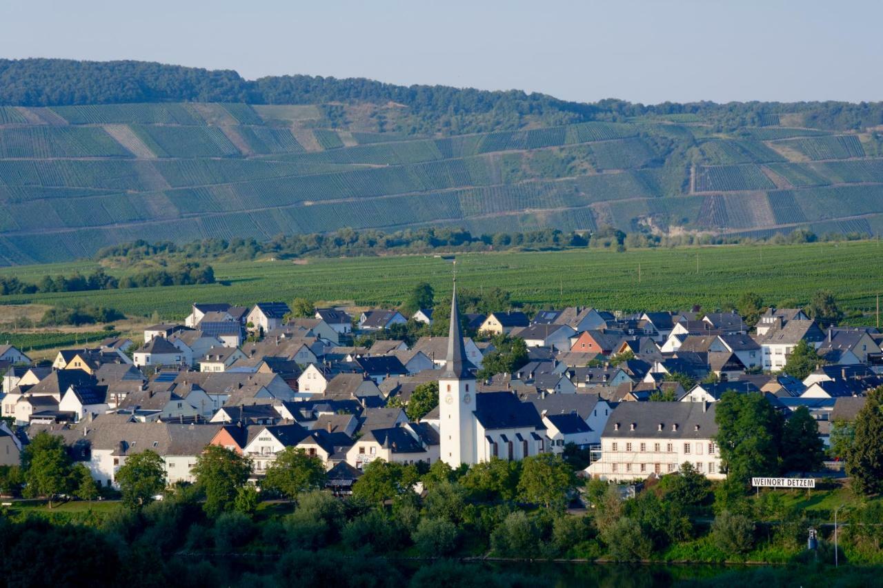 مبيت وإفطار Farschweiler Gastehaus Hoffmann المظهر الخارجي الصورة